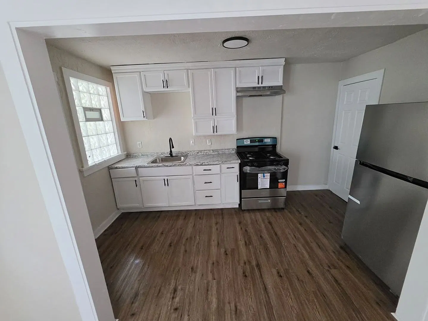 3 bed, 1218 sqft, $1,495 — Photo 3