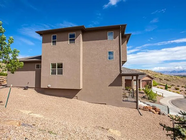 207 Secret Canyon Ct — Photo 6