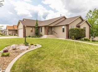 4256 High Creek Rd, Bismarck, ND 58503