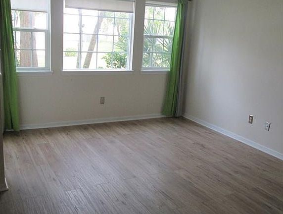 5th image of 1924 Westminster Cir Unit 5