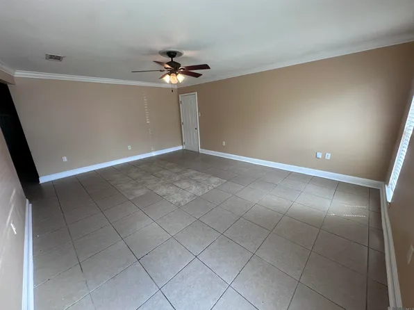 9935-9937 El Scott Ave, Baton Rouge, LA 70811