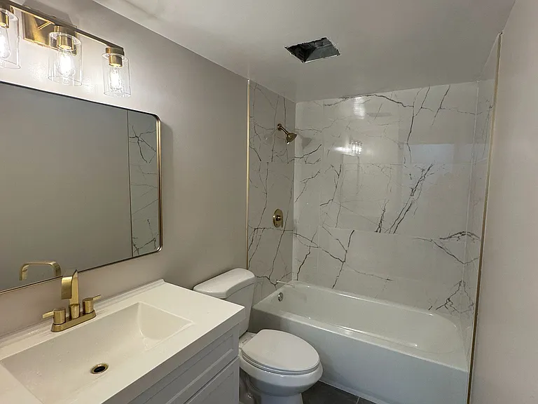 1317 Hollins St #1 — Photo 2