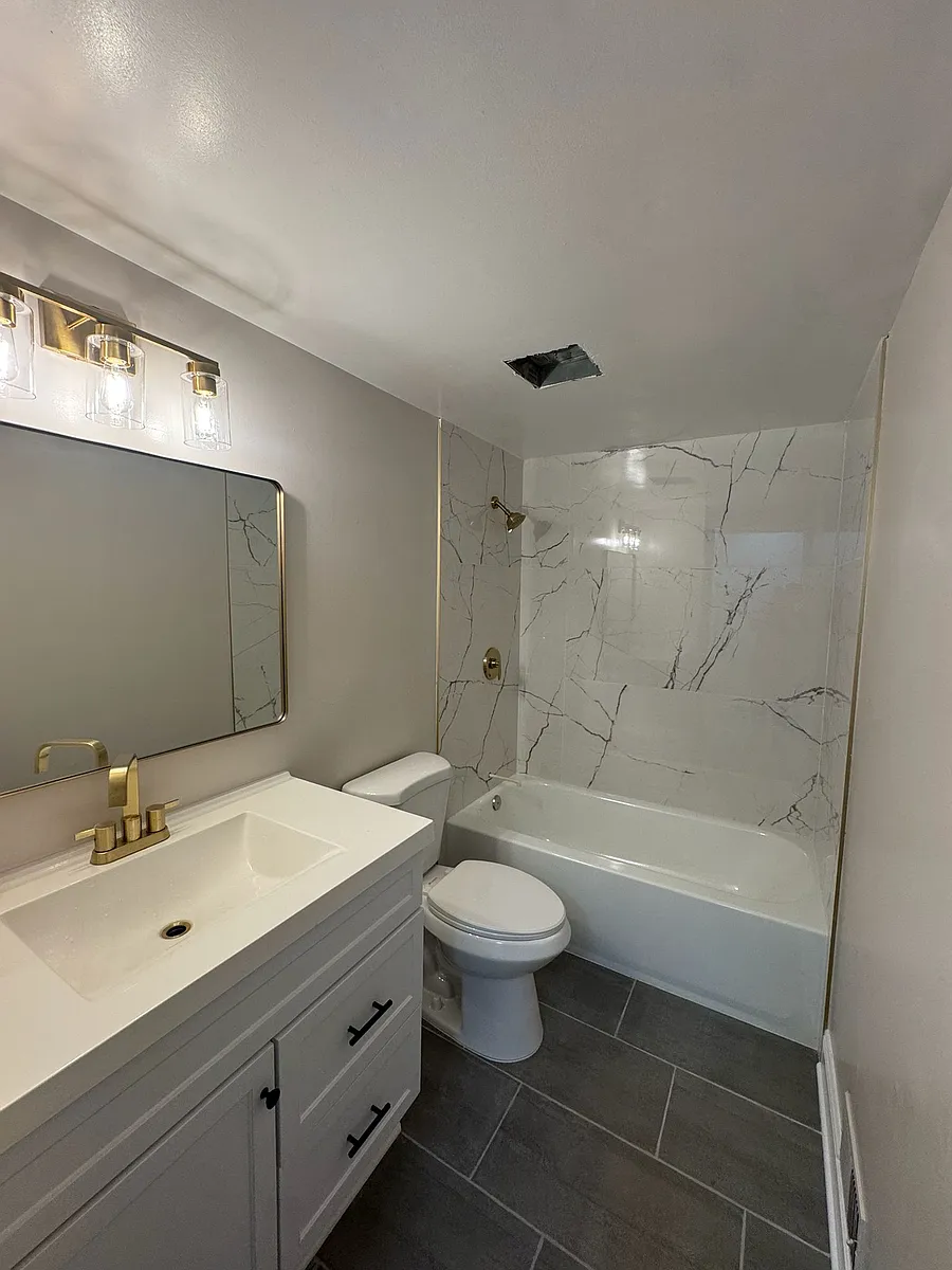 Building Photo - 1317 Hollins St #1