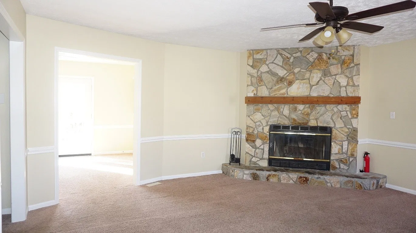 6887 Big Wood Dr ~ Cliffdale West — Photo 2