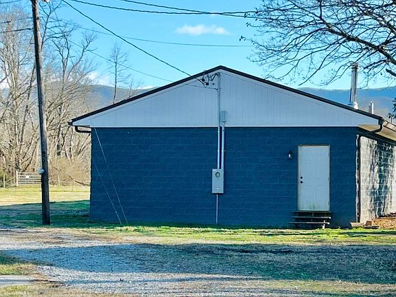 5th image of 220 Pleasant Hill Rd