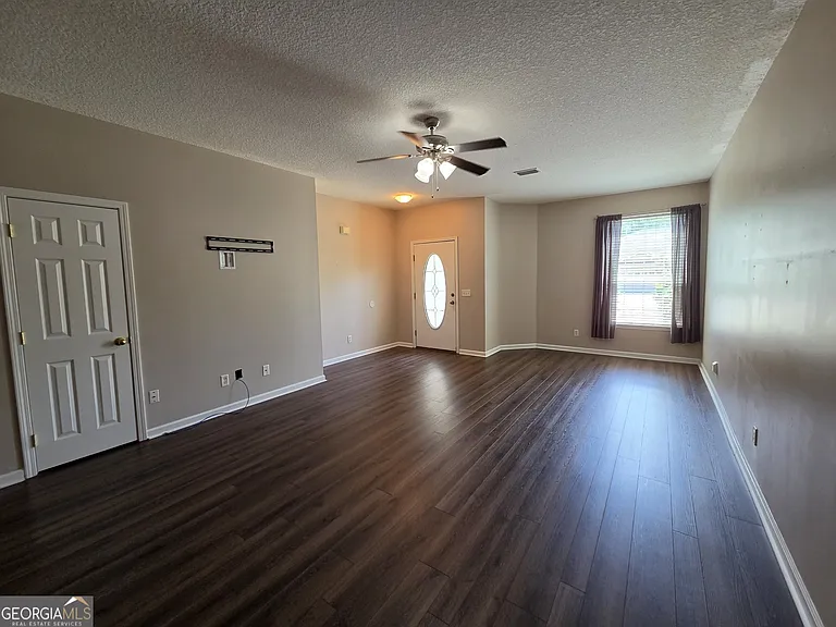 107 Magnolia Ct — Photo 8