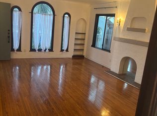3216 E 6th St, Long Beach, CA 90814