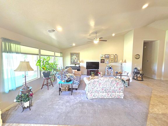 5th image of 3063 E Amaranth Dr