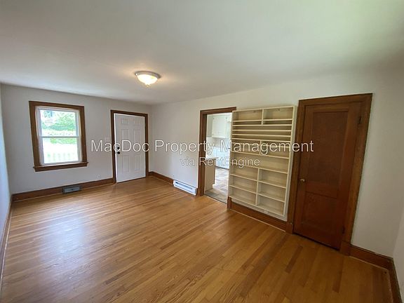4th image of 181 Truslow Rd #1