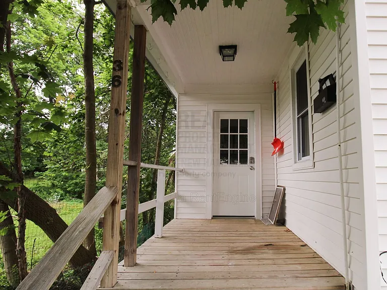 36 South St — Photo 13