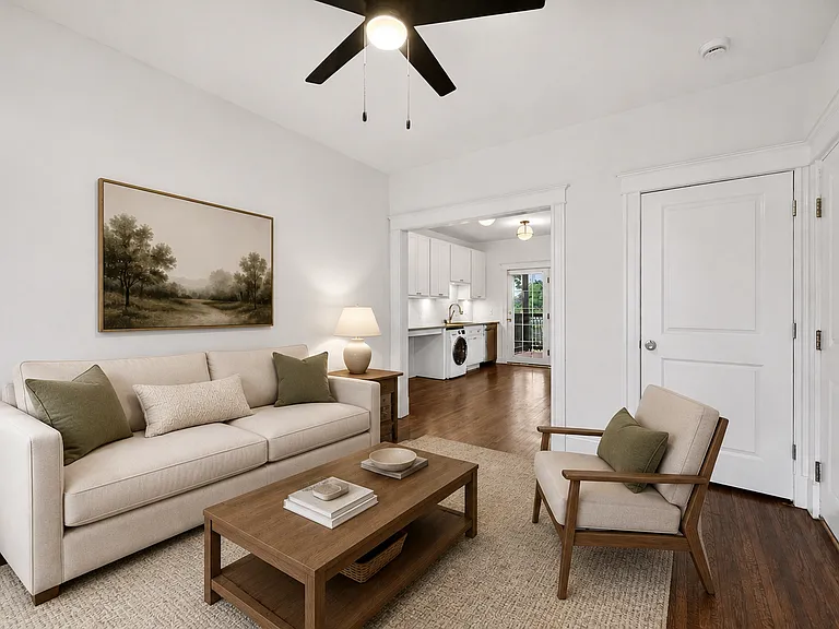 5750 Pershing Ave #1E — Photo 1