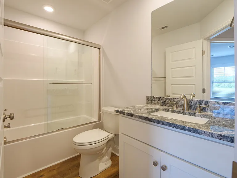 5033 Hamilton Cir — Photo 36