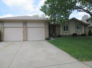 15228 Pepperwood Dr, Omaha, NE 68154