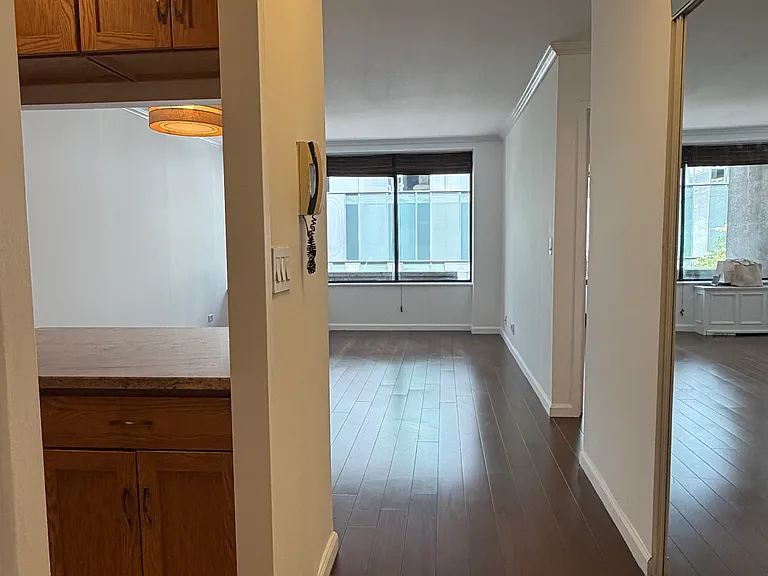 150 E 85th St #3B — Photo 2