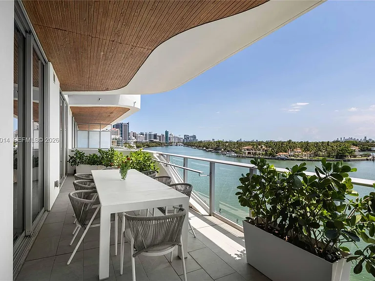 6800 Indian Creek Dr #4D — Photo 36