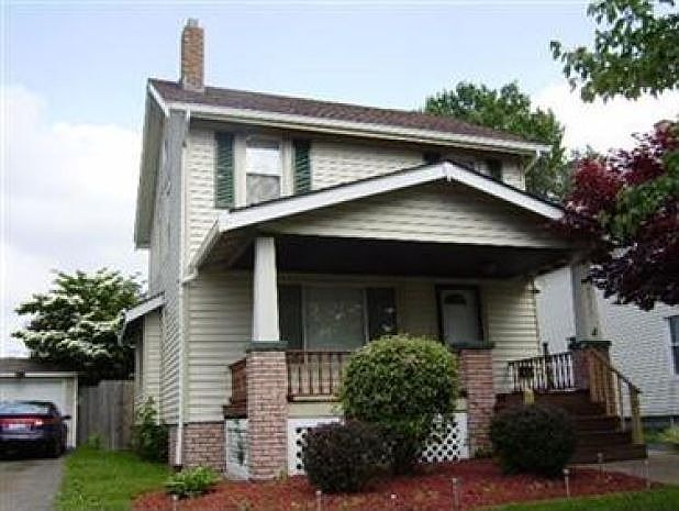 1st image of 3577 W 136th St