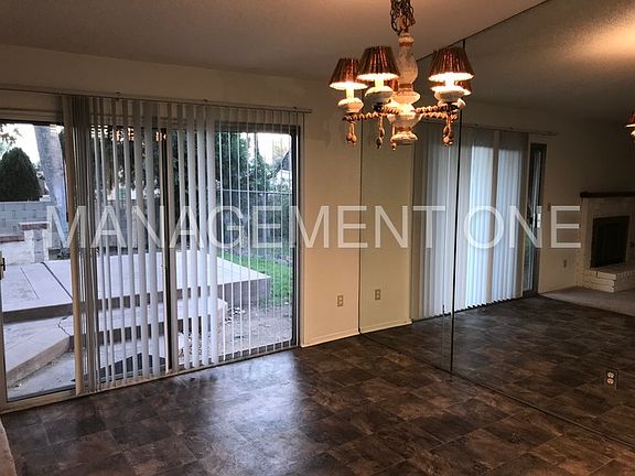 5th image of 24925 Nogal St