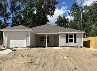 222 Woodward Ave, Defuniak Springs, FL 32435