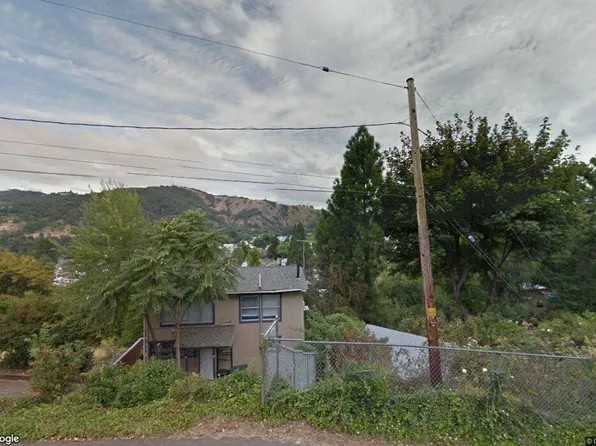 1592 SE Eddy St, Roseburg, OR 97470