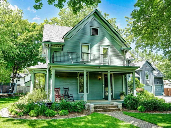 418 Holcombe St S, Stillwater, MN 55082