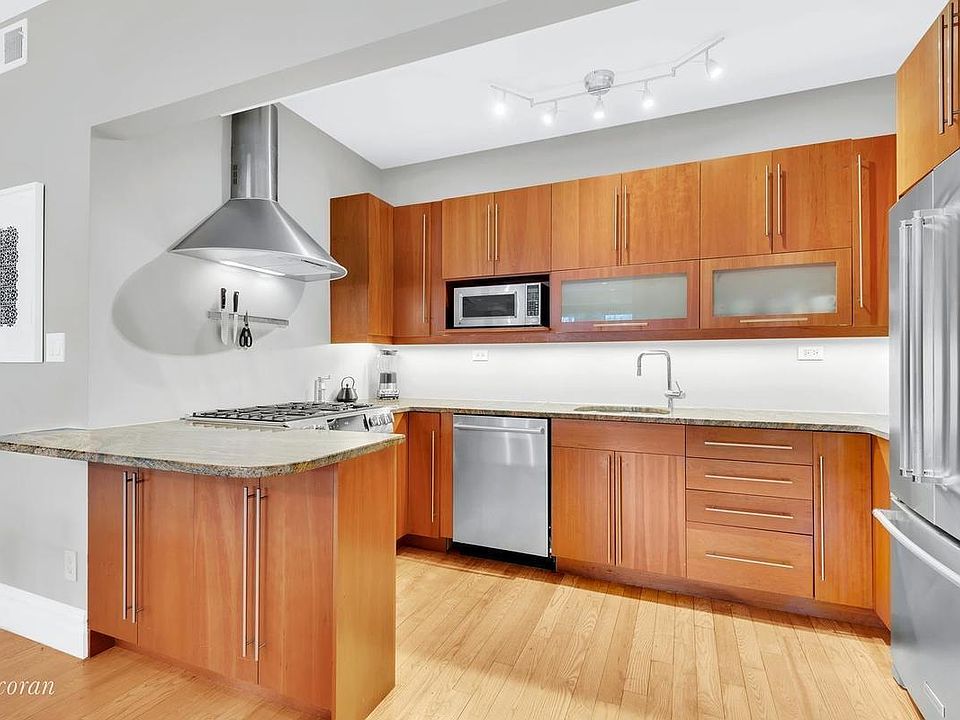 1st image of 618 Dean St APT 3B