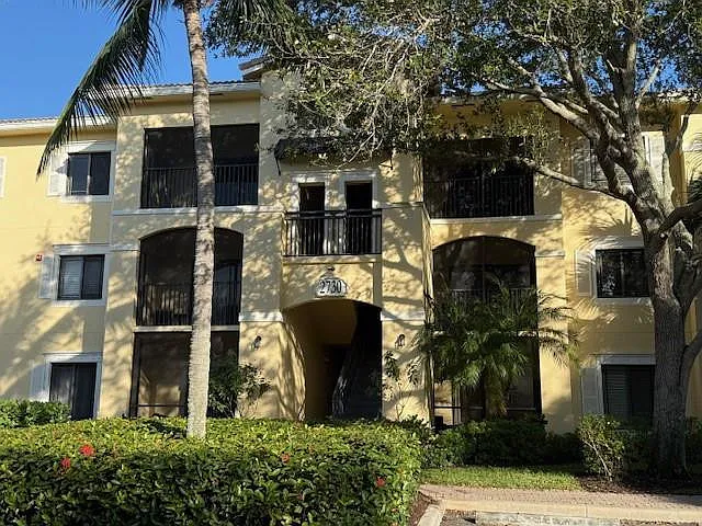 2730 Anzio Ct #305 — Photo 1