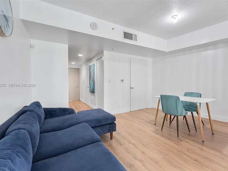 1750 N Bayshore Dr #1407 — Photo 10