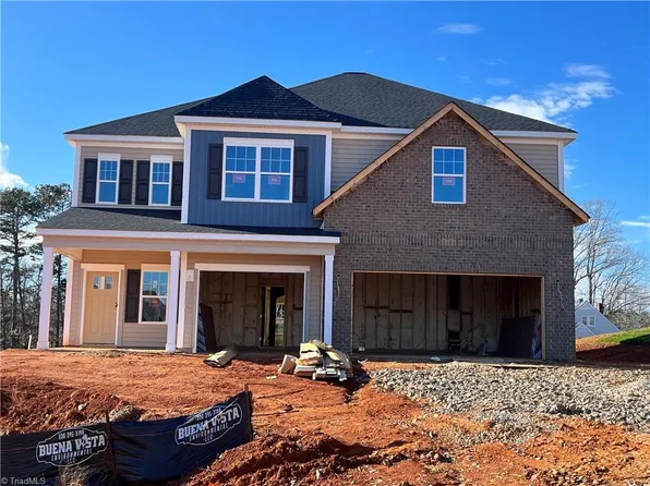 431 Brooke Hill Dr, Lewisville, NC 27023