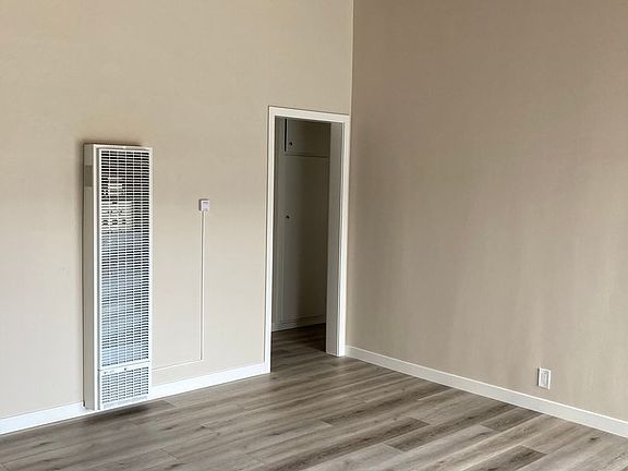 2nd image of 12209 Beverly Blvd APT 5