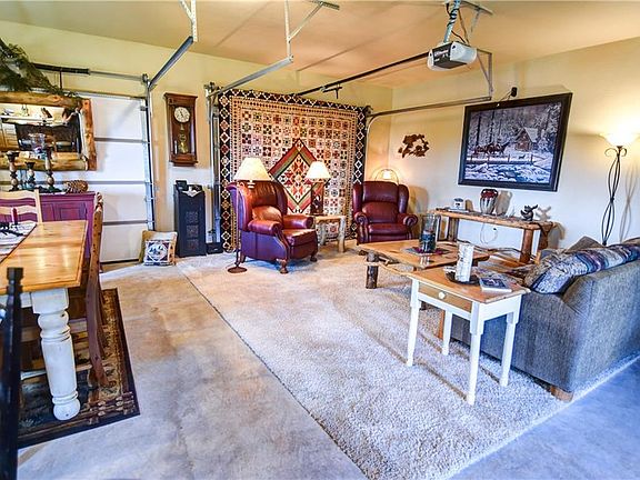 5th image of 20405 NE 234th St