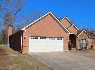 150 Maumelle Valley Dr, Maumelle, AR 72113
