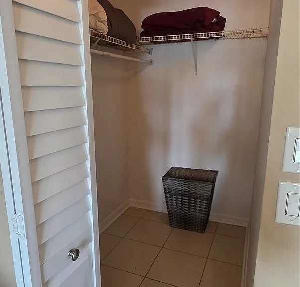 3419 Winkler Ave — Photo 12