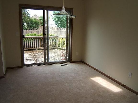 4th image of 4871 Dameuly Dr