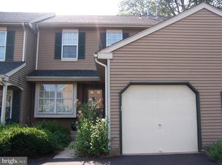 672 Tomlinson Ln, Yardley, PA 19067