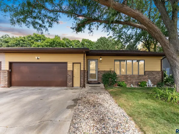 602 E 57th St, Sioux Falls, SD 57108