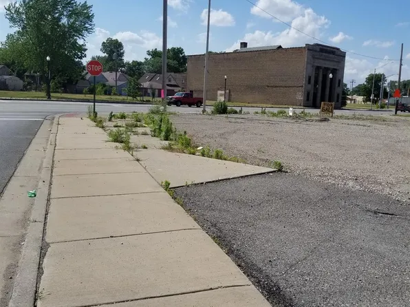 5461 Calumet Ave, Hammond, IN 46320