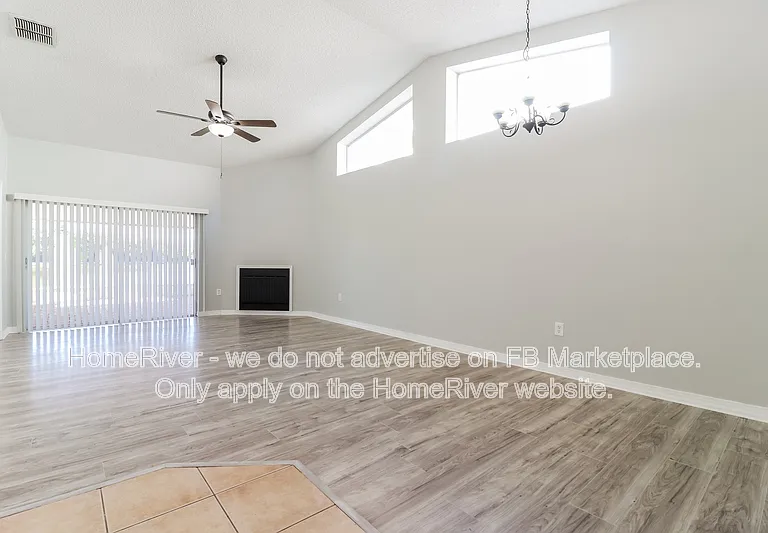 11637 Sunshine Pond Rd — Photo 3