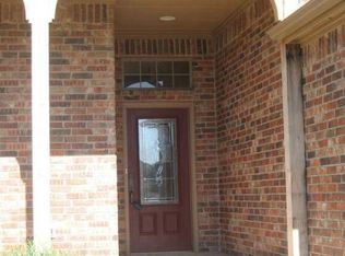 16612 Brewster Ln, Edmond, OK 73012