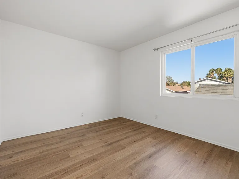5658 Slicers Cir — Photo 28