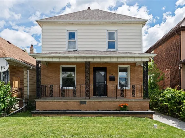 866 Parent Ave, Windsor, ON N9A 2E1