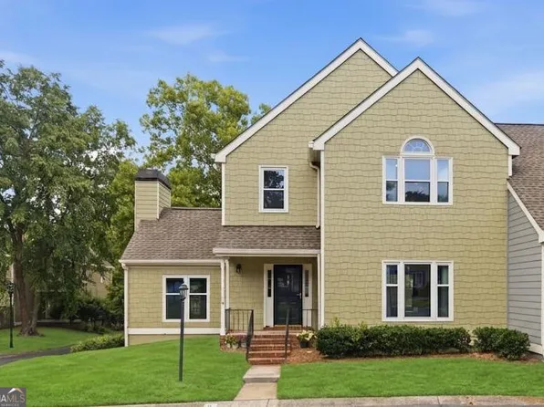 8 Vernon Glen Ct, Sandy Springs, GA 30338