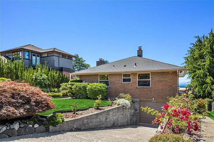 6743 40th Ave SW — Photo 24