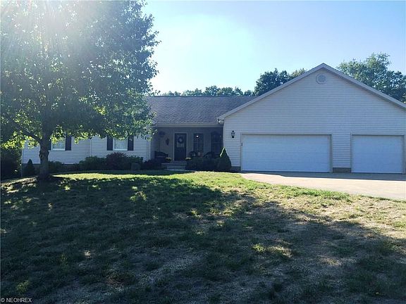 2nd image of 2882 Kerr Dr SE