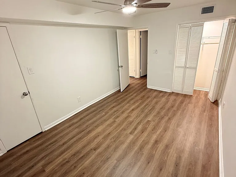 3933 Inwood Rd #1023 — Photo 13