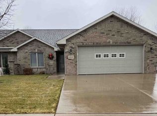 2319 Matthew John Dr, Dubuque, IA 52002