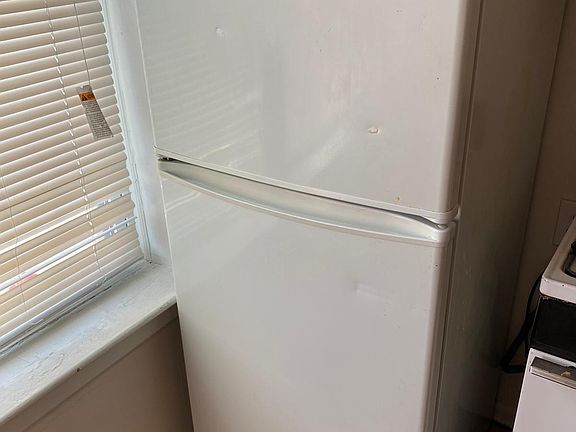 4th image of 14302 Michigan Ave APT 1