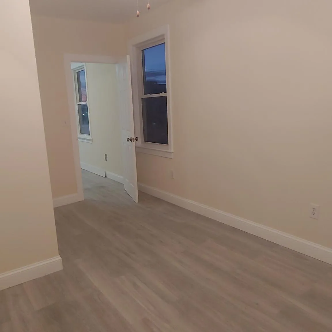 3 bed, 1400 sqft, $2,900 — Photo 2