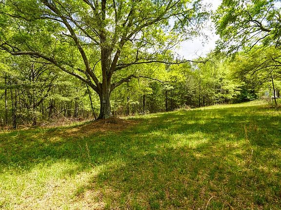 3rd image of 0 Cantrell Dr