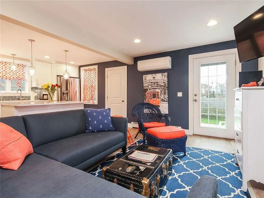 3 bed, 2.5 bath, 1200 sqft, $2,900 — Photo 4