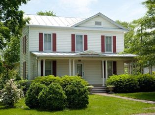 229 High St, Broadway, VA 22815